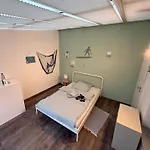 Themenzimmer Cozy Naehe Hauptbahnhof Séjour chez l'habitant Duisbourg