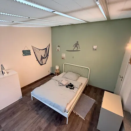 Themenzimmer Cozy Naehe Hauptbahnhof Pansiyon Duisburg